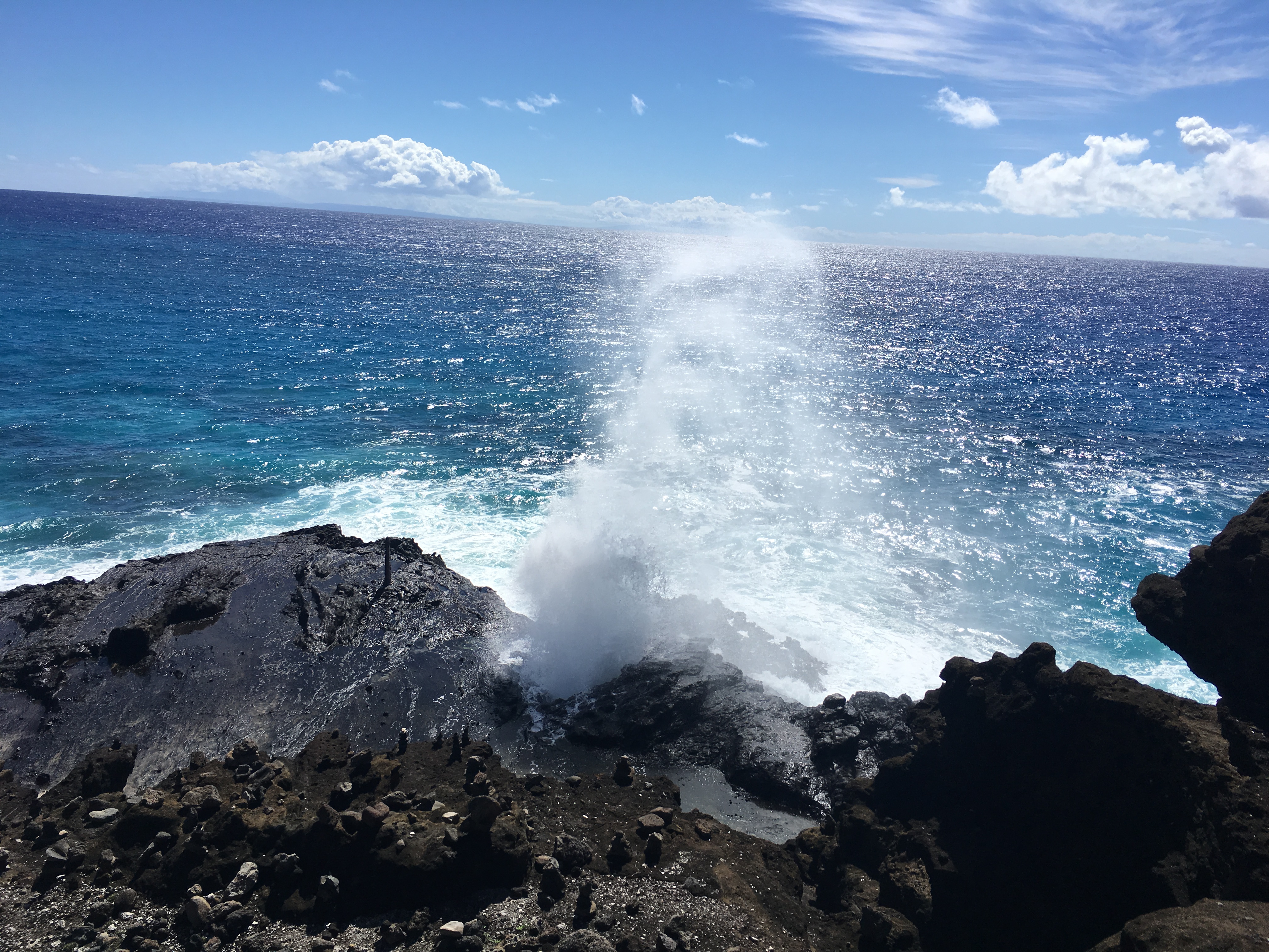 ハロナ潮吹き岩